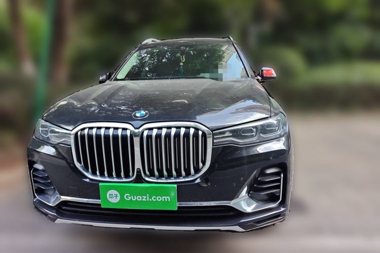 Used BMW X7 2021 xDrive40i Luxury Package with Leading Features Front