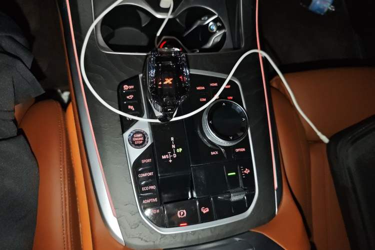 Used BMW X7 2021 xDrive40i Luxury M Sport Package Gear Lever
