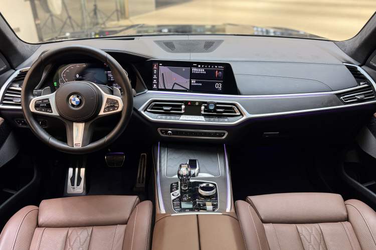 Used BMW X7 2021 xDrive40i Luxury M Sport Package Gear Lever