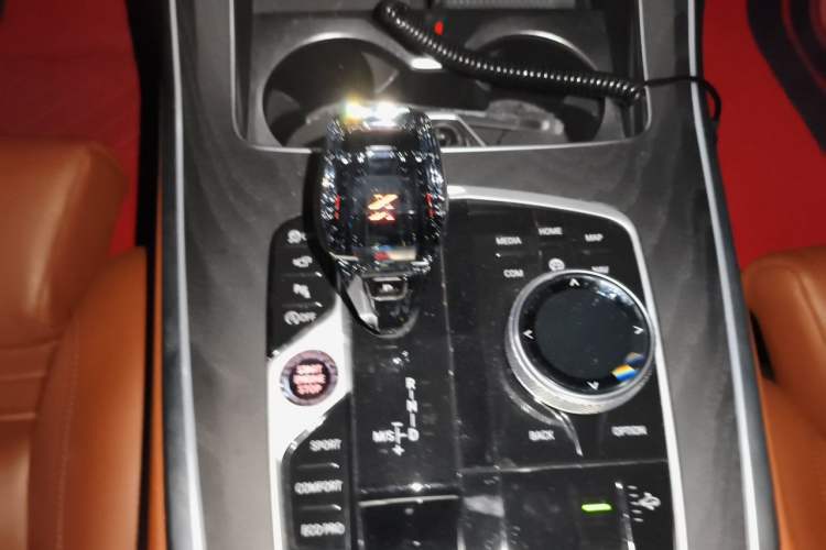 Used BMW X7 2021 xDrive40i Luxury M Sport Package Gear Lever