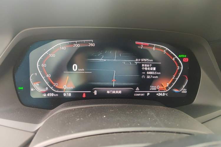 Used BMW X7 2021 Restyled xDrive40i Luxury Package with Premium Features Instrument Cluster