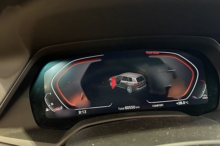Used BMW X7 2021 Restyled xDrive40i Luxury Version with M Sport Package Instrument Cluster