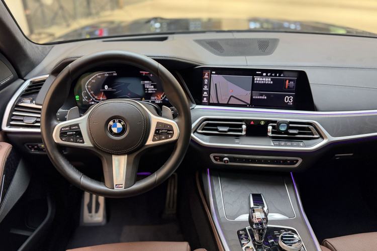 Used BMW X7 2021 xDrive40i Luxury M Sport Package Interior 2