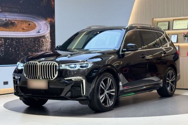 Used BMW X7 2021 xDrive40i Luxury M Sport Package