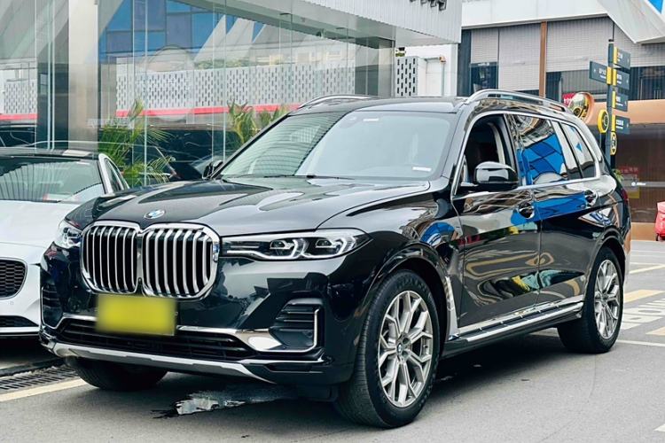 Used BMW X7 2021 Facelifted xDrive40i Luxury Package with Leading Features Left Front Headlight