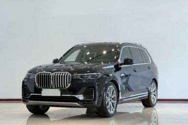 Used BMW X7 2021 xDrive40i Luxury Package with Premium Features