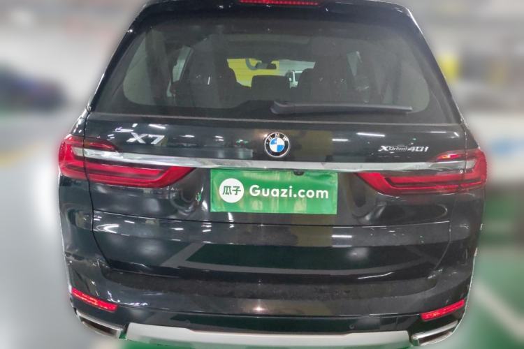 Used BMW X7 2021 Facelifted xDrive40i Luxury Package with Leading Features Rear