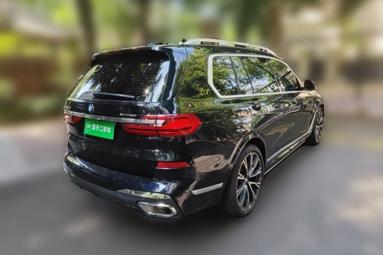 Used BMW X7 2021 xDrive40i Executive Model with M Sport Package Rear Right 45 Deg