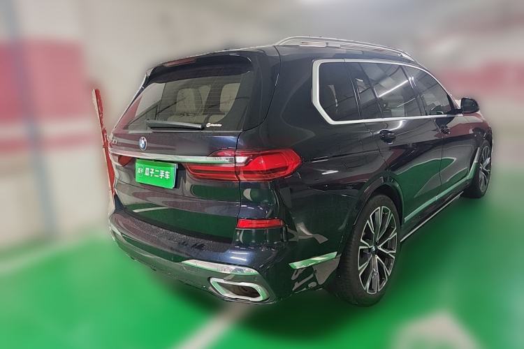 Used BMW X7 2021 xDrive40i Executive Model with M Sport Package Rear Right 45 Deg