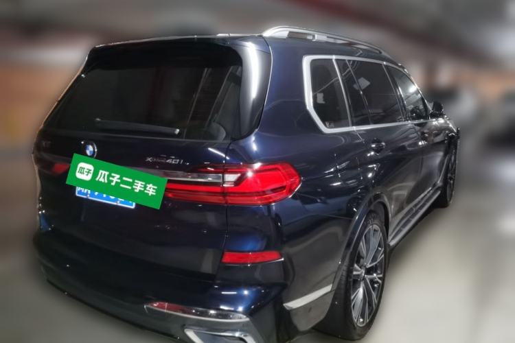 Used BMW X7 2021 Facelifted xDrive40i Luxury Package with Leading Features Rear Right 45 Deg