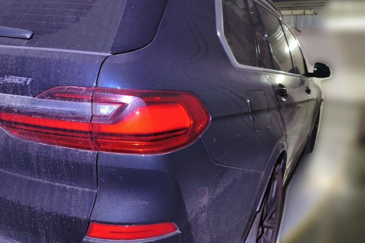 Used BMW X7 2021 xDrive40i Executive Model with M Sport Package Rear Right 45 Deg