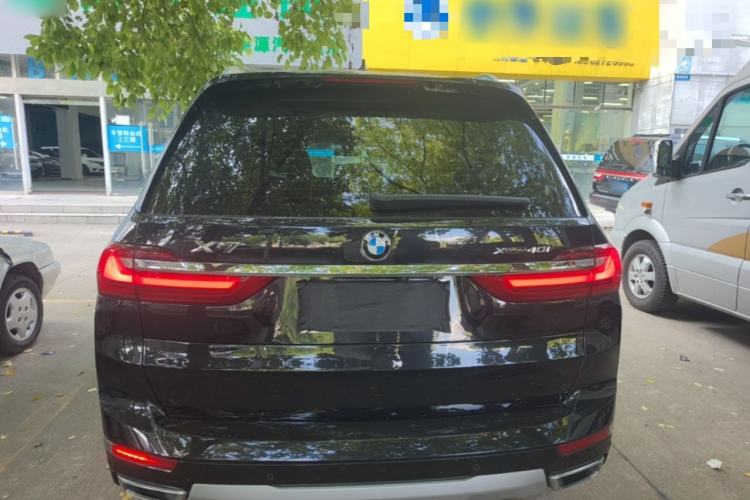 Used BMW X7 2021 xDrive40i Luxury Package with Leading Features Rear