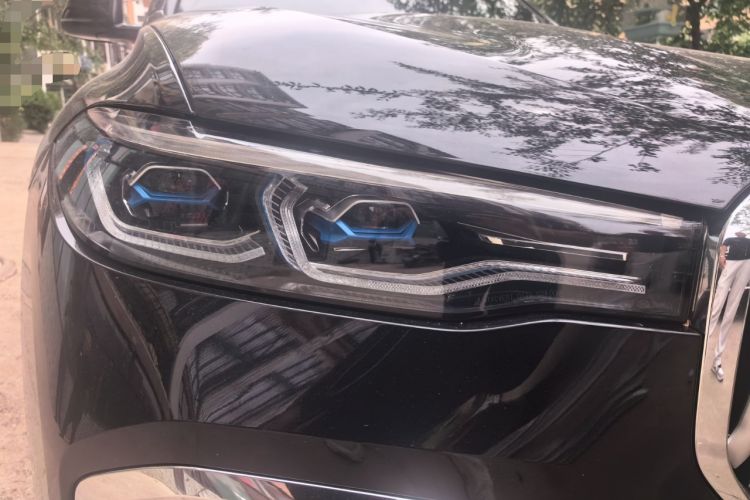 Used BMW X7 2021 xDrive40i Luxury M Sport Package Right Front Headlight