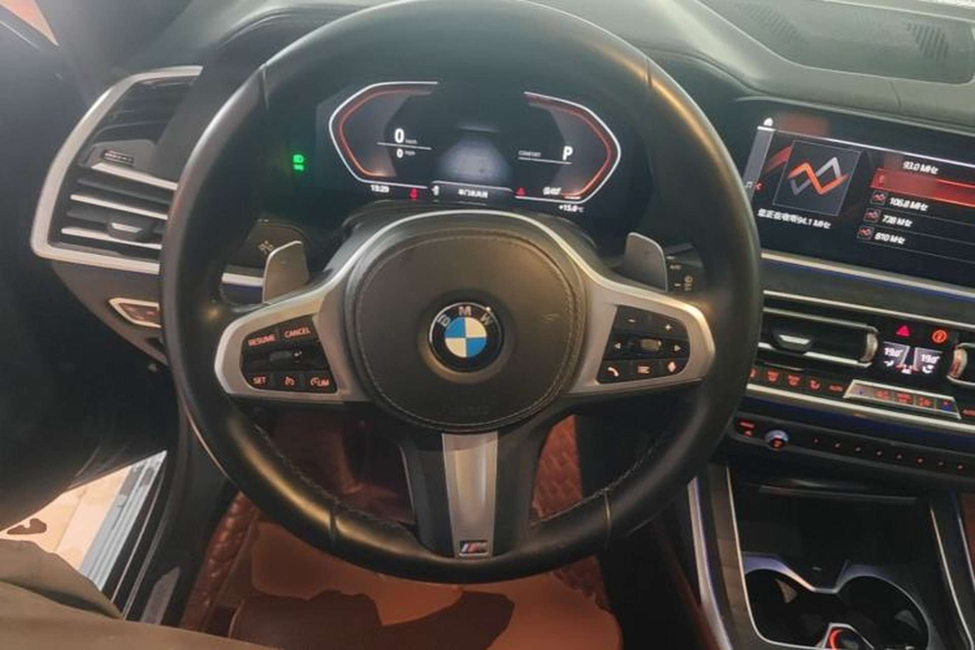 Used BMW X7 2021 xDrive40i Luxury M Sport Package Steering Wheel