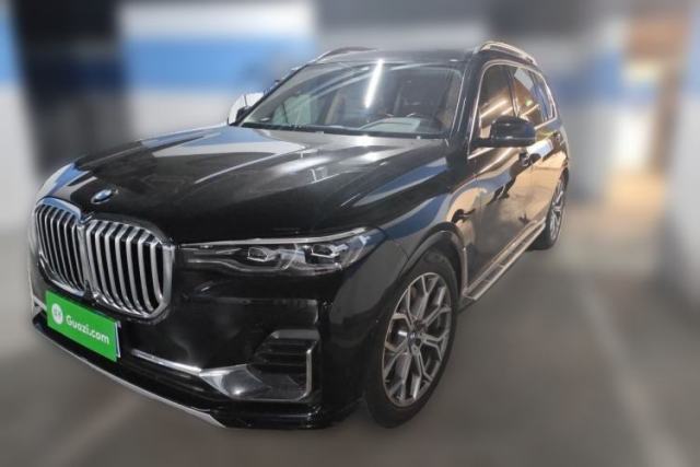 Used BMW X7 2021 xDrive40i Luxury Package with Leading Features