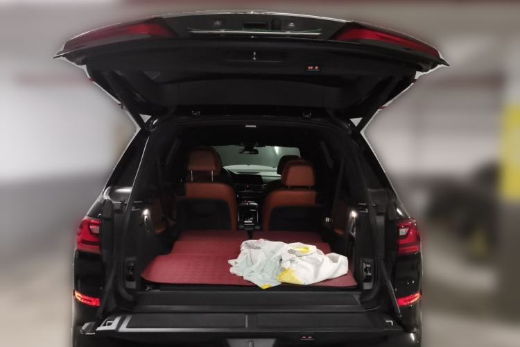 Used BMW X7 2021 xDrive40i Luxury M Sport Package Trunk