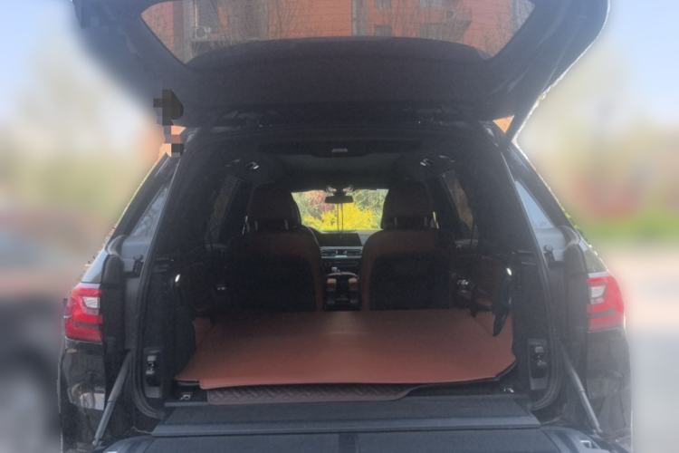 Used BMW X7 2021 Restyled xDrive40i Luxury Package with Premium Features Trunk