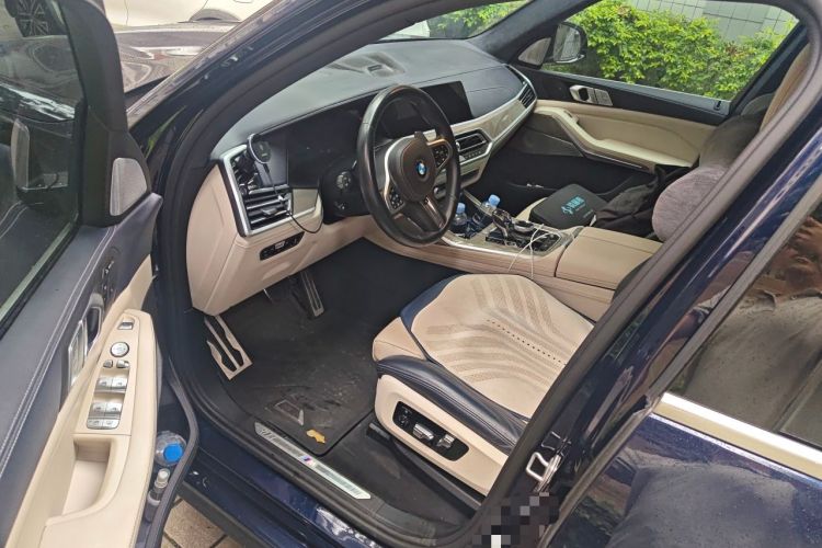 Used BMW X7 2021 xDrive40i Executive Model with M Sport Package Driver Seat