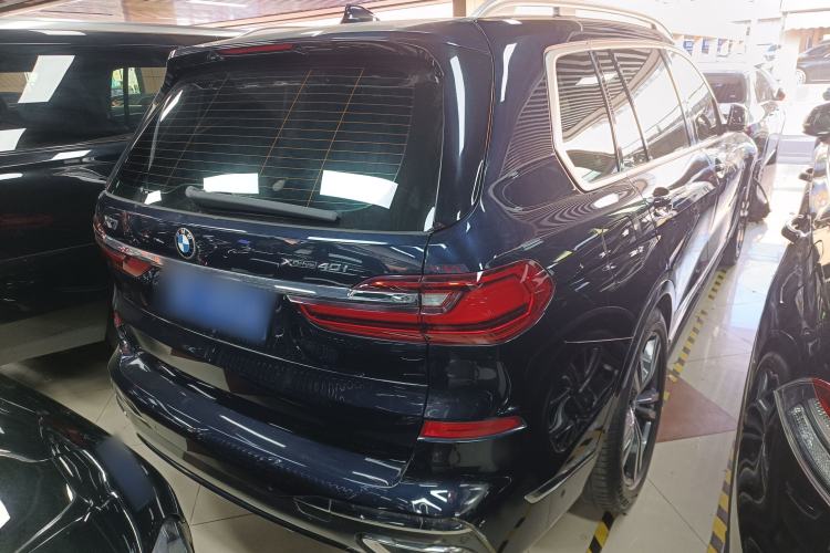 Used BMW X7 2021 xDrive40i Luxury M Sport Package Exterior 5