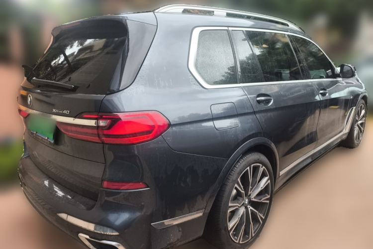 Used BMW X7 2021 xDrive40i Executive Model with M Sport Package Rear Right 45 Deg