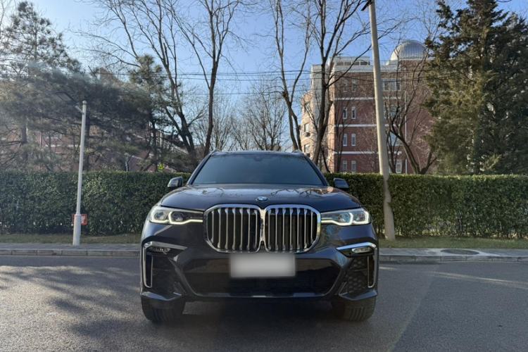 Used BMW X7 2021 xDrive40i Luxury M Sport Package Exterior 1