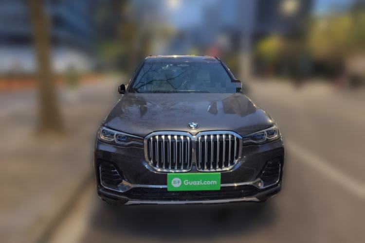 Used BMW X7 2021 xDrive40i Luxury Package with Premium Features Front