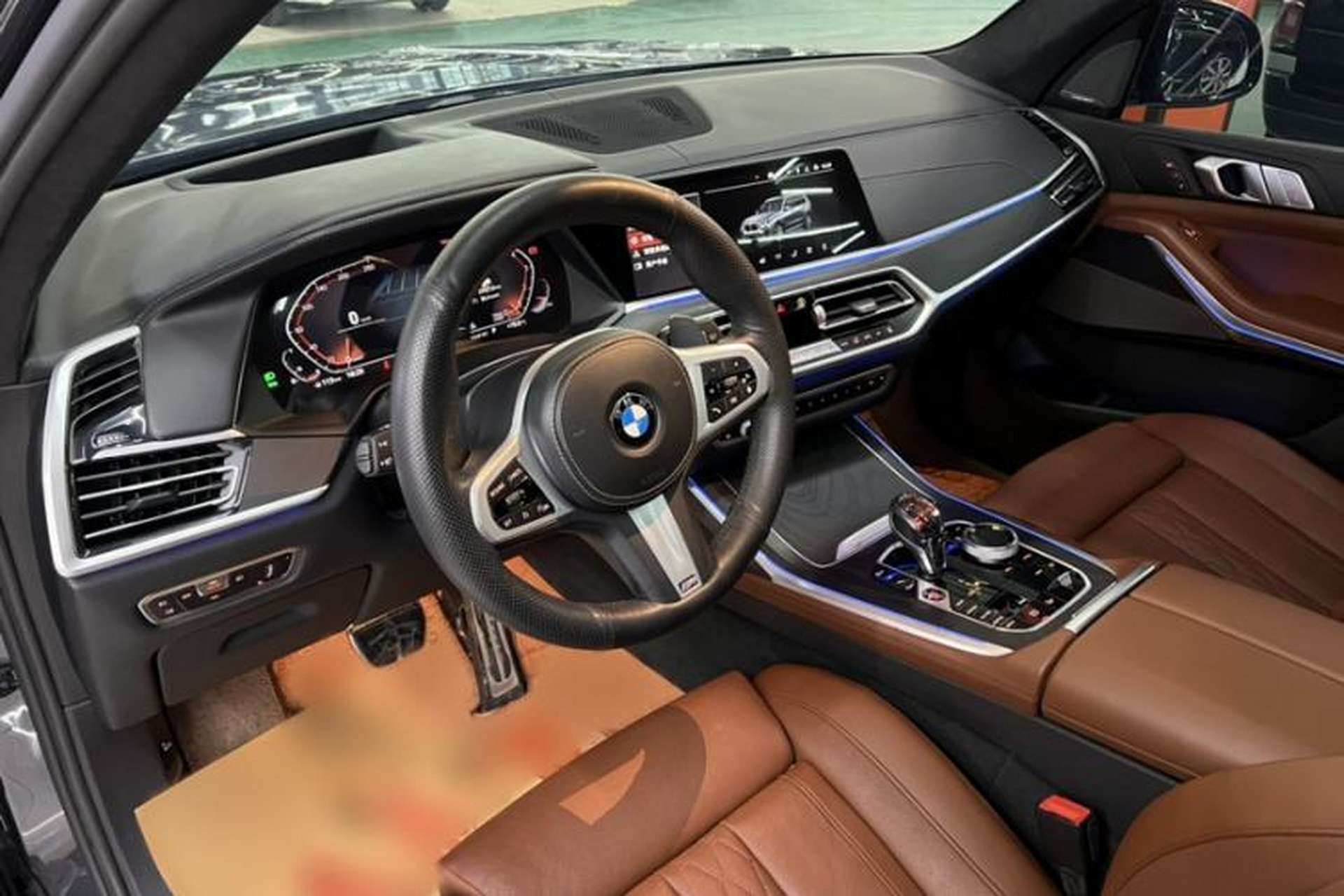 Used BMW X7 2021 xDrive40i Luxury M Sport Package Interior 2