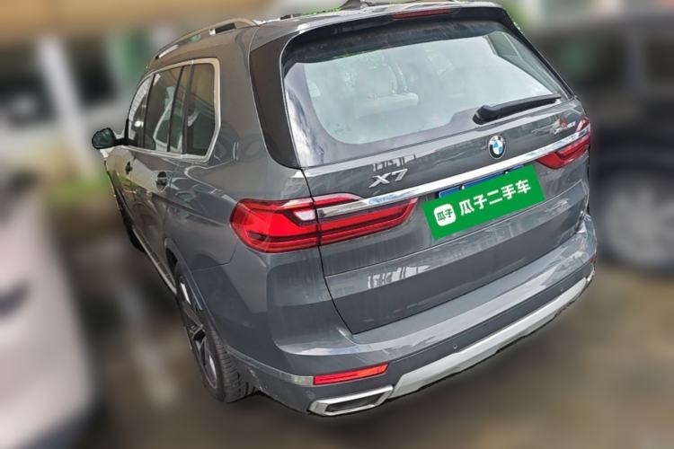 Used BMW X7 2021 xDrive40i Executive Luxury Package Rear Left 45 Deg
