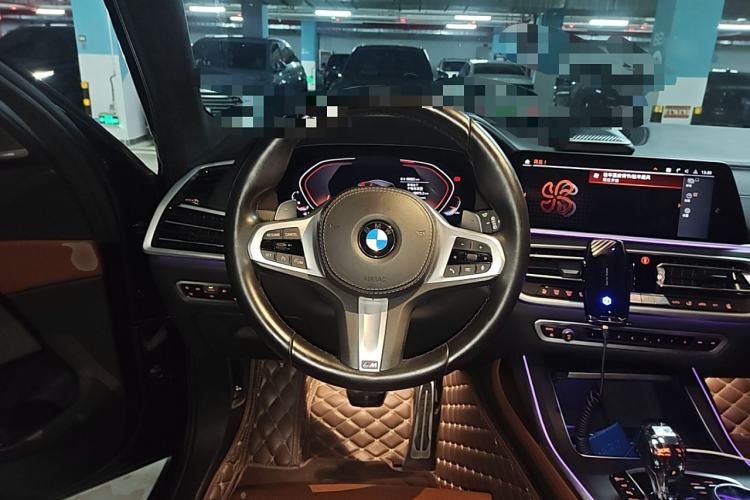Used BMW X7 2021 xDrive40i Luxury M Sport Package Steering Wheel
