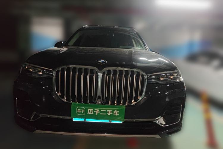 Used BMW X7 2021 xDrive40i Luxury Package with Leading Features Front