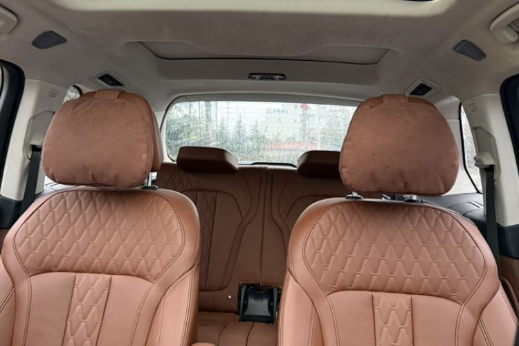 Used BMW X7 2021 xDrive40i Executive Model with M Sport Package Interior 13