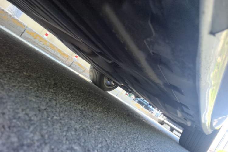 Used BMW X7  Chassis Front Left