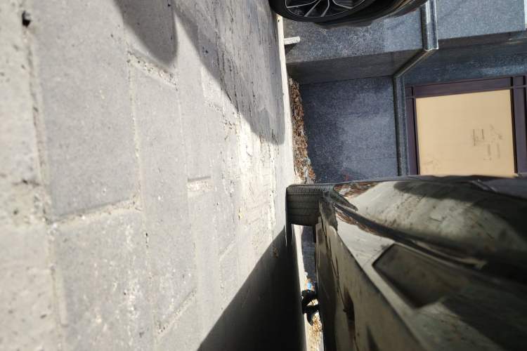 Used BMW X7  Chassis Front Right
