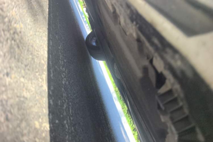 Used BMW X7  Chassis Front Right