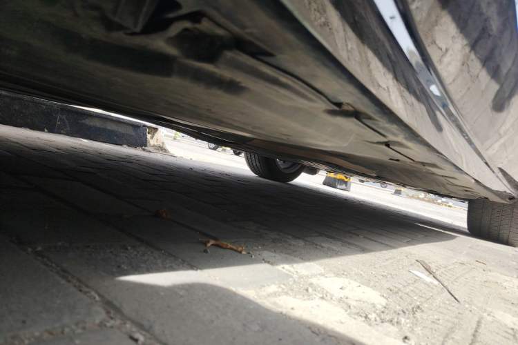 Used BMW X7  Chassis Rear Right