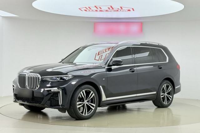 Used BMW X7 2022 xDrive40i Luxury M Sport Package