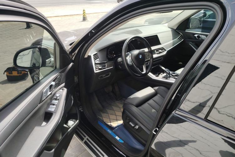 Used BMW X7  Driver Seat