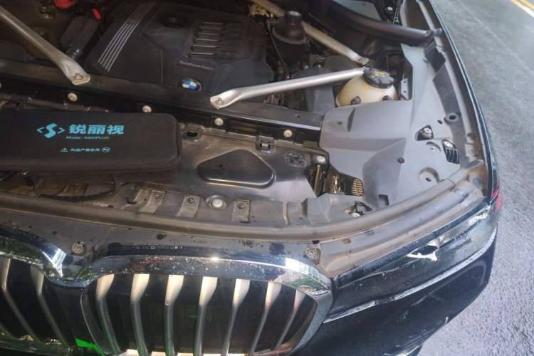 Used BMW X7 2022 xDrive40i Luxury Package with Leading Features Engine Bay Left