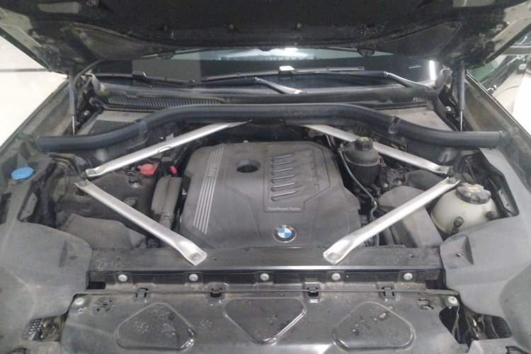 Used BMW X7 2022 xDrive40i Luxury Package with Leading Features Engine Bay