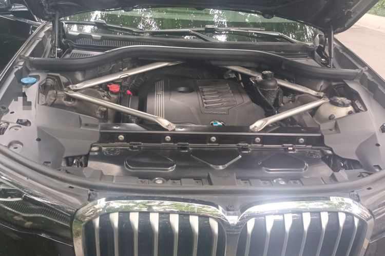 Used BMW X7 2022 xDrive40i Luxury Package with Leading Features Engine Bay
