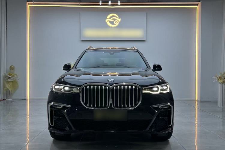 Used BMW X7 2022 xDrive40i Luxury M Sport Package Exterior 1