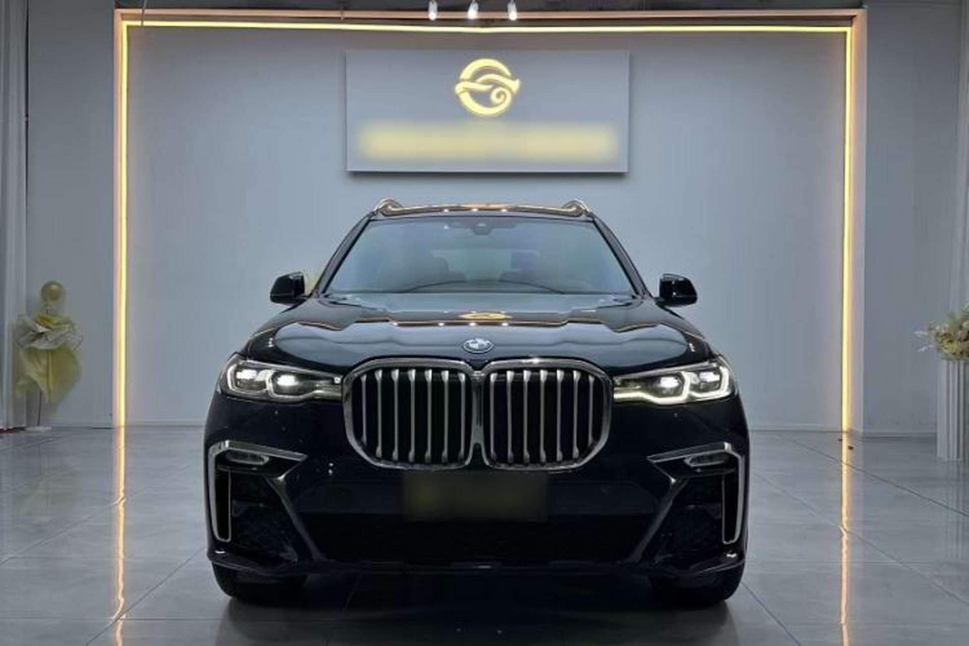 Used BMW X7 2022 xDrive40i Luxury M Sport Package Exterior 1