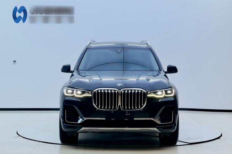 Used BMW X7 2022 xDrive40i Luxury Package with Leading Features Exterior 1