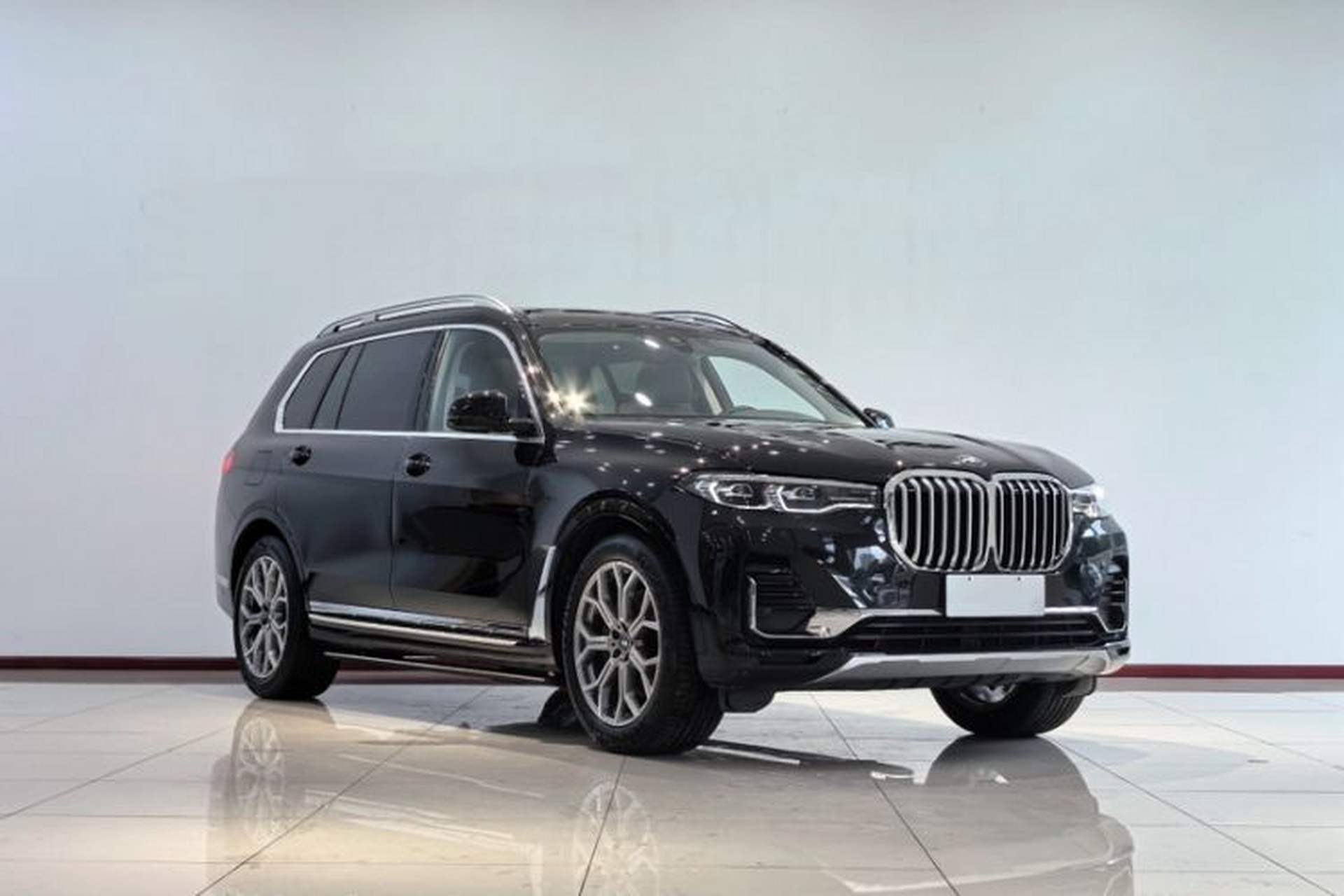 Used BMW X7 2022 xDrive40i Luxury Package with Leading Features Exterior 1