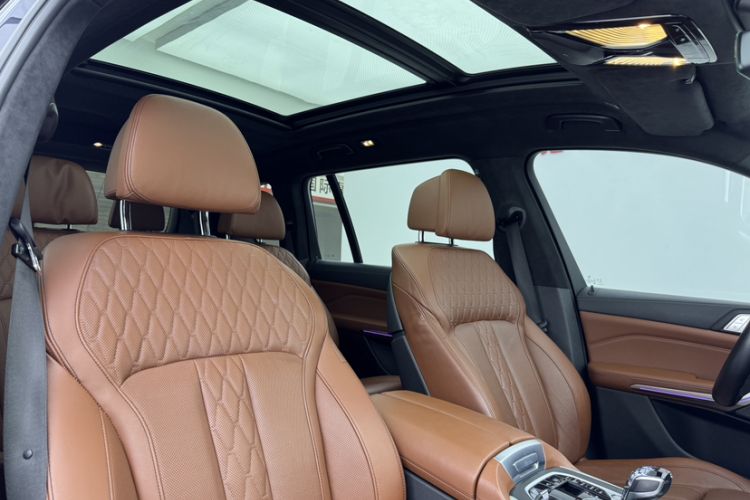 Used BMW X7 2022 xDrive40i Luxury M Sport Package Exterior 10