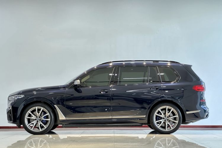 Used BMW X7 2022 xDrive M50i Exterior 2