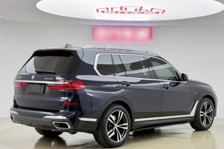 Used BMW X7 2022 xDrive40i Luxury M Sport Package Exterior 5