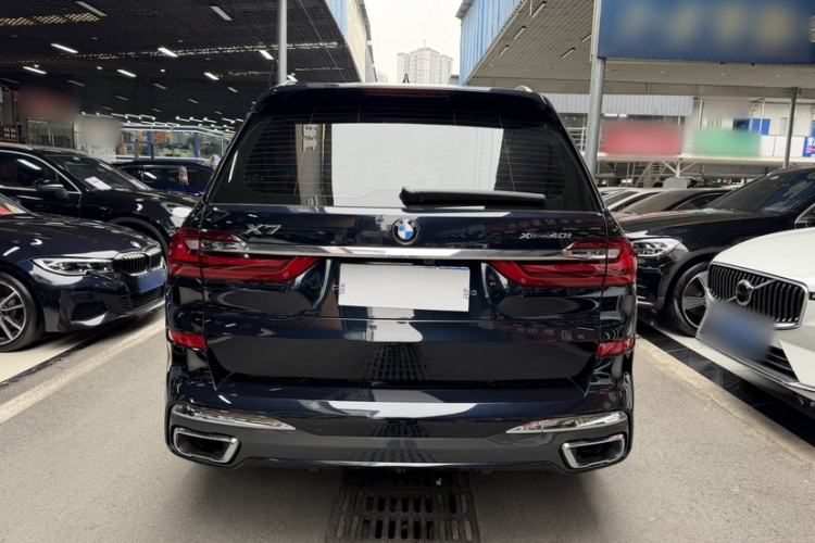 Used BMW X7 2022 xDrive40i Luxury M Sport Package Exterior 5