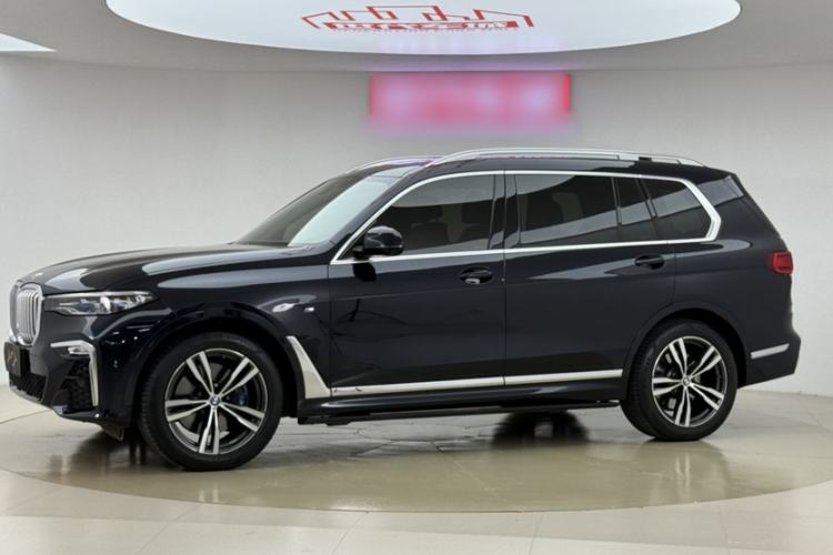 Used BMW X7 2022 xDrive40i Luxury M Sport Package Exterior 8