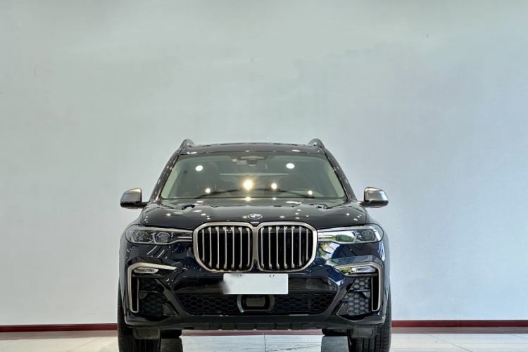 Used BMW X7 2022 xDrive M50i Exterior 8
